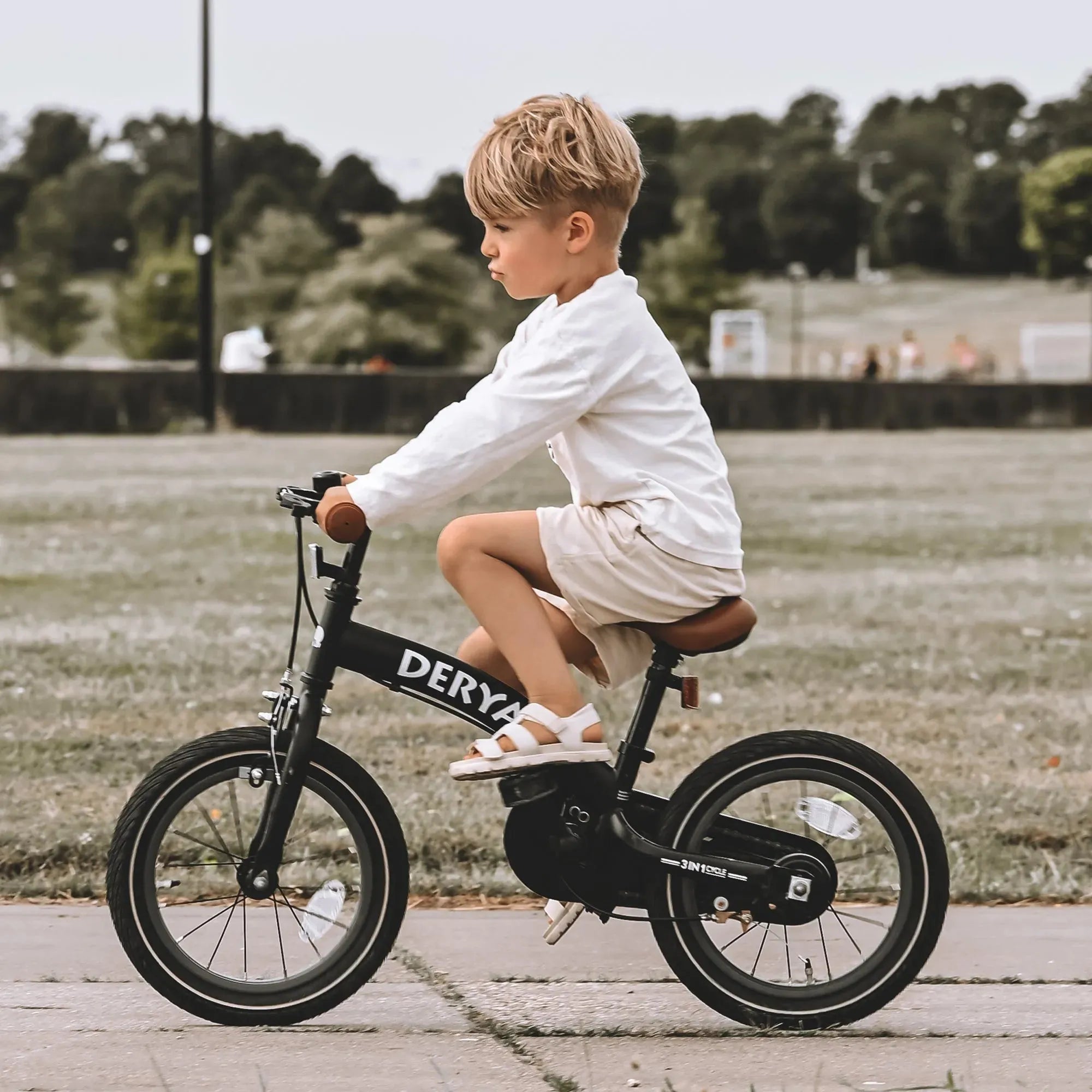 Bicicleta infantil de lujo 12 pulgadas - 3 en 1 - bicicleta de equilibrio Negro